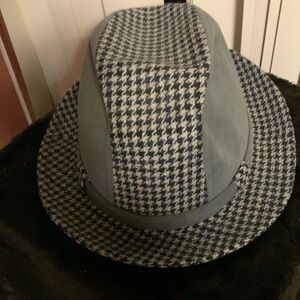 Houndstooth fedora